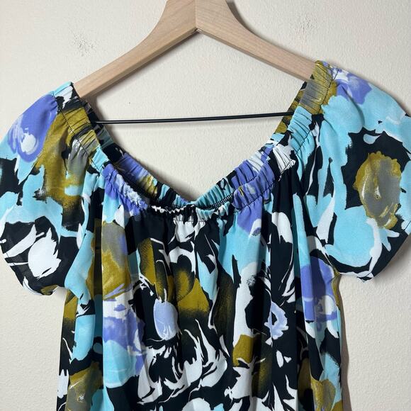 Evereve Women's Allison Joy Floral Light Blue Off the Shoulder Blouse Size Small - Picture 4 of 9